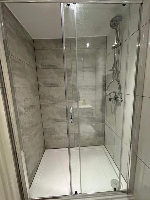 Cozy Apartment, Free Parking Apartamento *